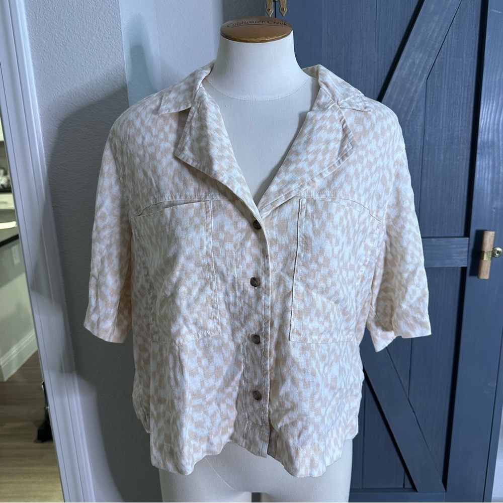 Universal Thread Cream Button-Down Shirt